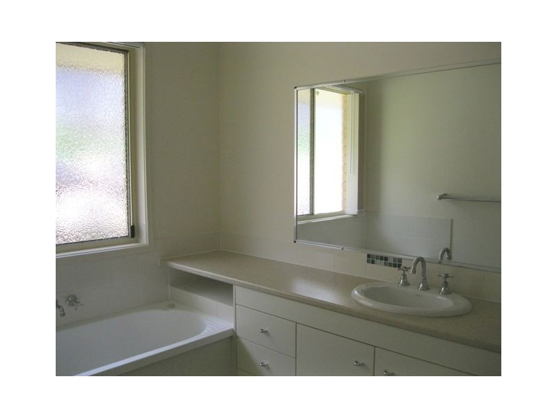 3 Kyah Close, Kallangur QLD 4503