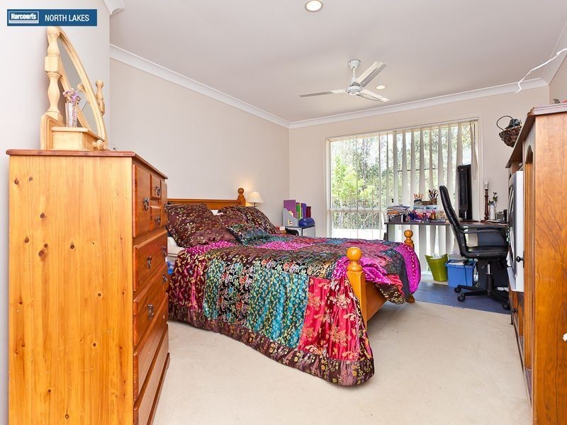 33 Heathcote Avenue, North Lakes QLD 4509