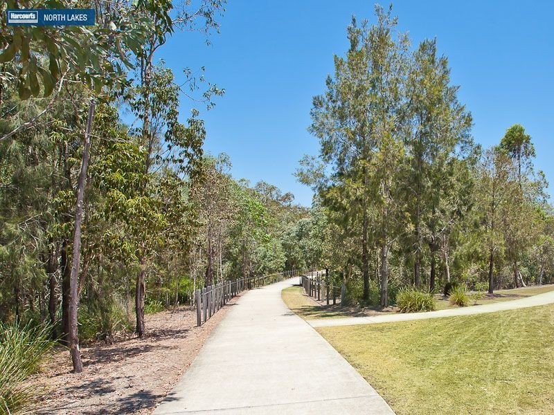 33 Heathcote Avenue, North Lakes QLD 4509