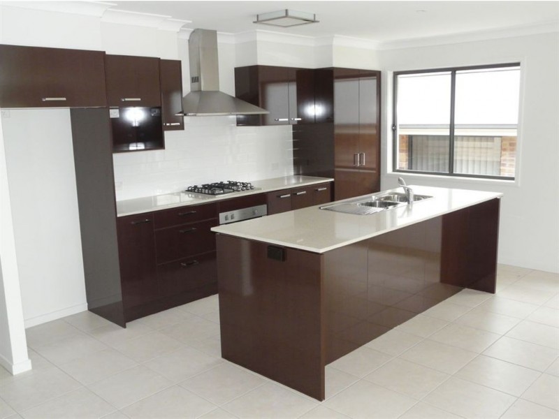 6 Elderflower Circuit, Griffin QLD 4503