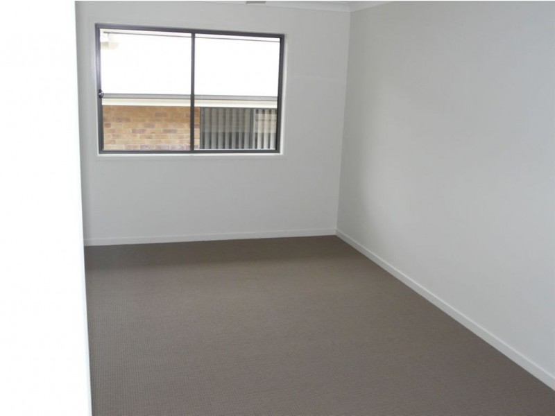 6 Elderflower Circuit, Griffin QLD 4503