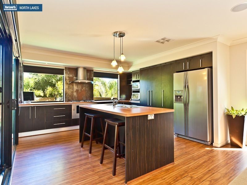 8 Pampling Court, North Lakes QLD 4509