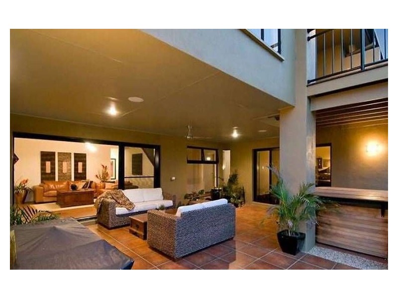 8 Pampling Court, North Lakes QLD 4509