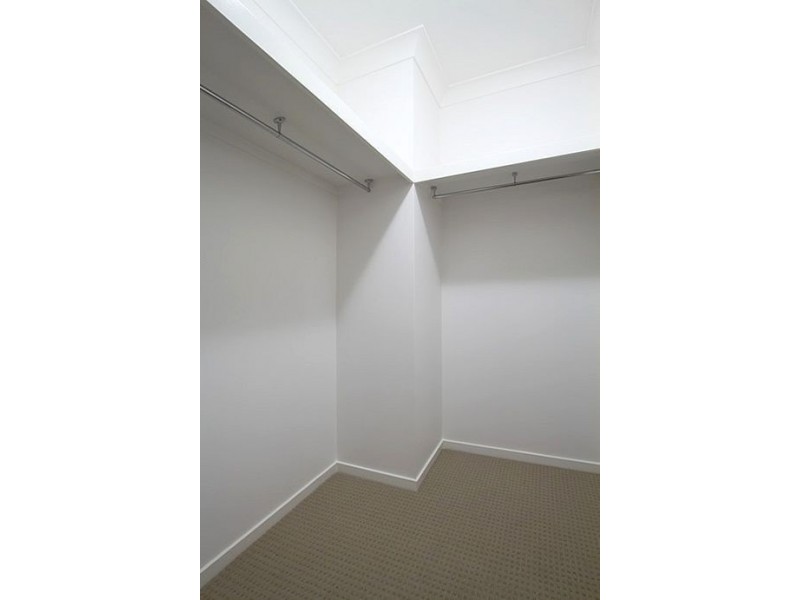 19 Cowen Terrace, North Lakes QLD 4509