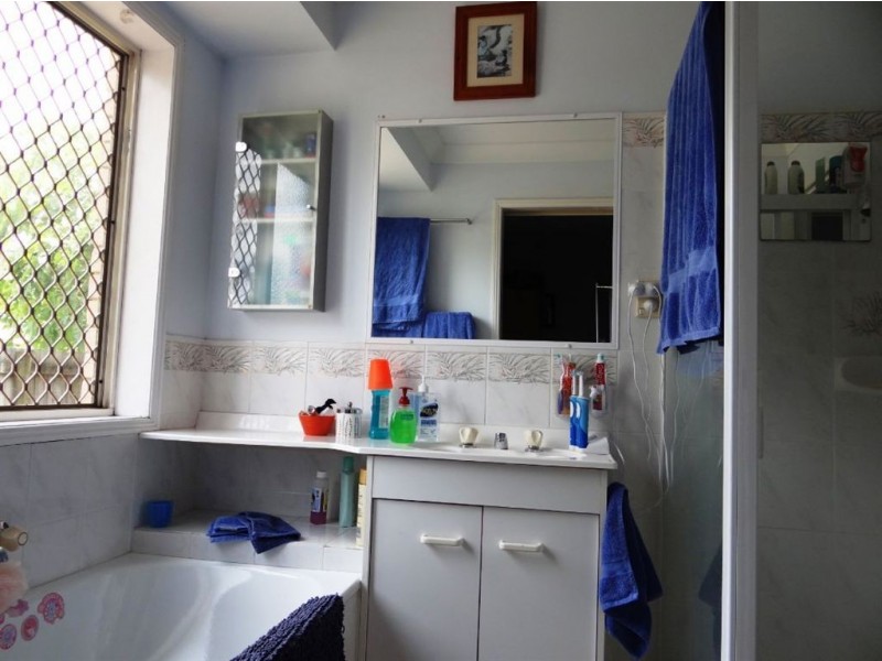 2 Kalmia Cl, Mango Hill QLD 4509