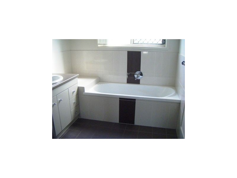 6 Foambark, North Lakes QLD 4509