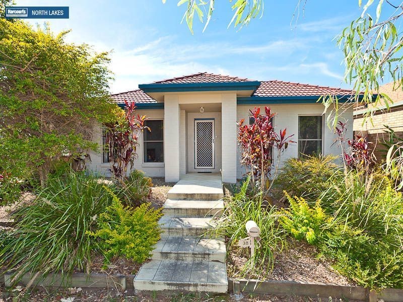 38 Pinnock Crescent, North Lakes QLD 4509