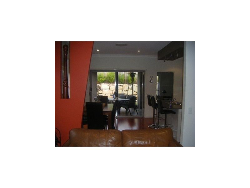 15 Kowari Crescent, North Lakes QLD 4509