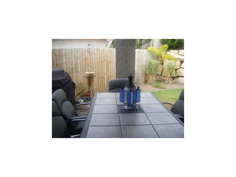 15 Kowari Crescent, North Lakes QLD 4509