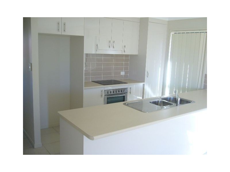 36 Sears Parade, North Lakes QLD 4509