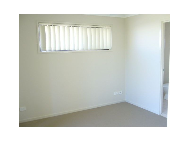 36 Sears Parade, North Lakes QLD 4509