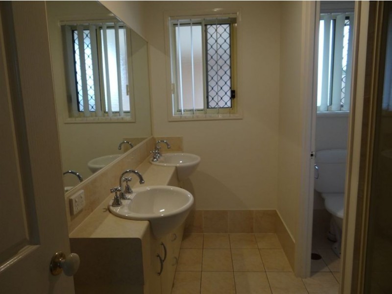 13 Berry Lane, North Lakes QLD 4509