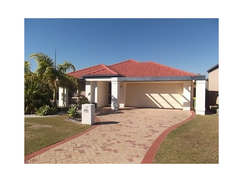 15 Dotterel Crescent, North Lakes QLD 4509