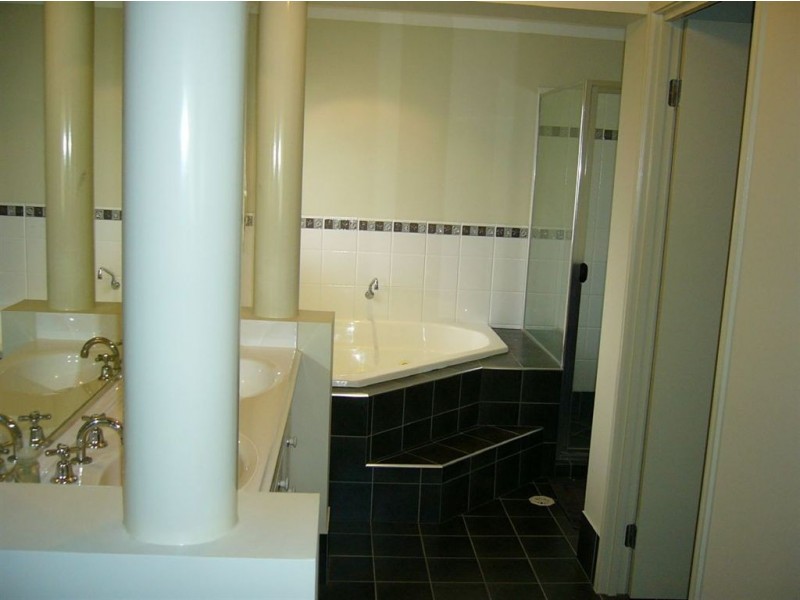 5 Pearson Court, North Lakes QLD 4509