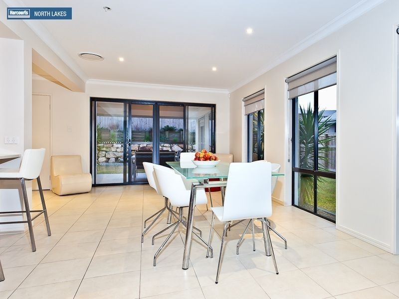 42 Nicklaus Parade, North Lakes QLD 4509