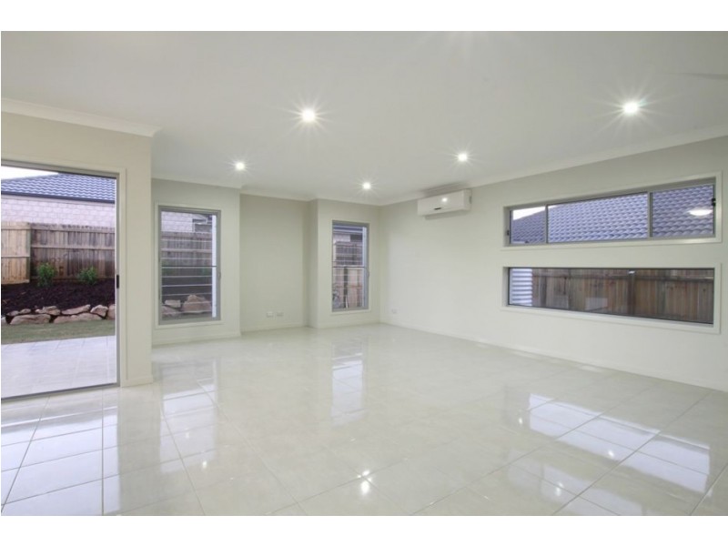 73 Tarragon Parade, Griffin QLD 4503