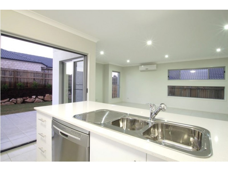 73 Tarragon Parade, Griffin QLD 4503
