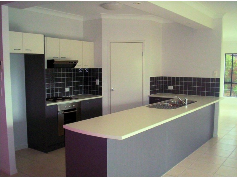 1 Douglas Circuit, North Lakes QLD 4509
