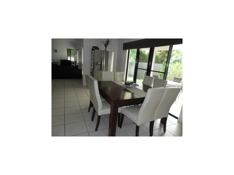 1 Douglas Circuit, North Lakes QLD 4509