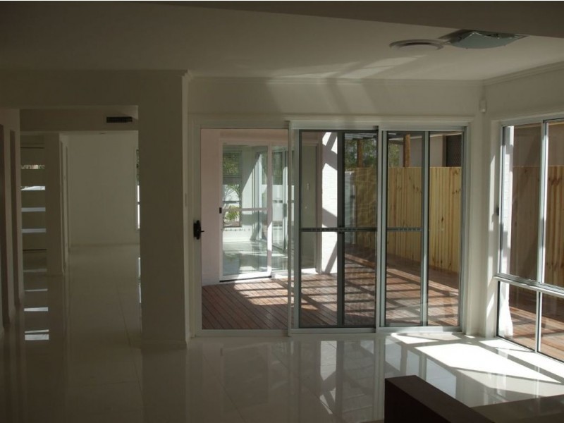 21 Warabi, North Lakes QLD 4509