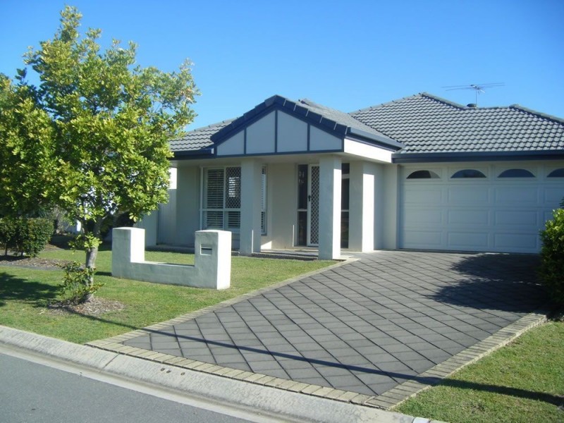 29 Dotterel Cresant, North Lakes QLD 4509