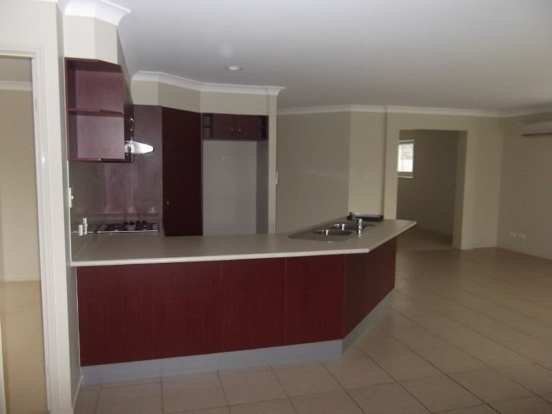 29 Dotterel Cresant, North Lakes QLD 4509