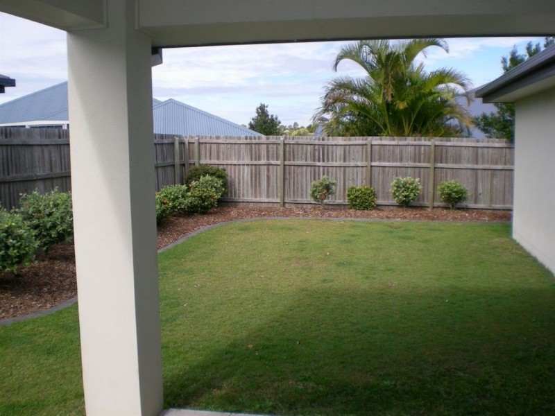 29 Dotterel Crescent, North Lakes QLD 4509