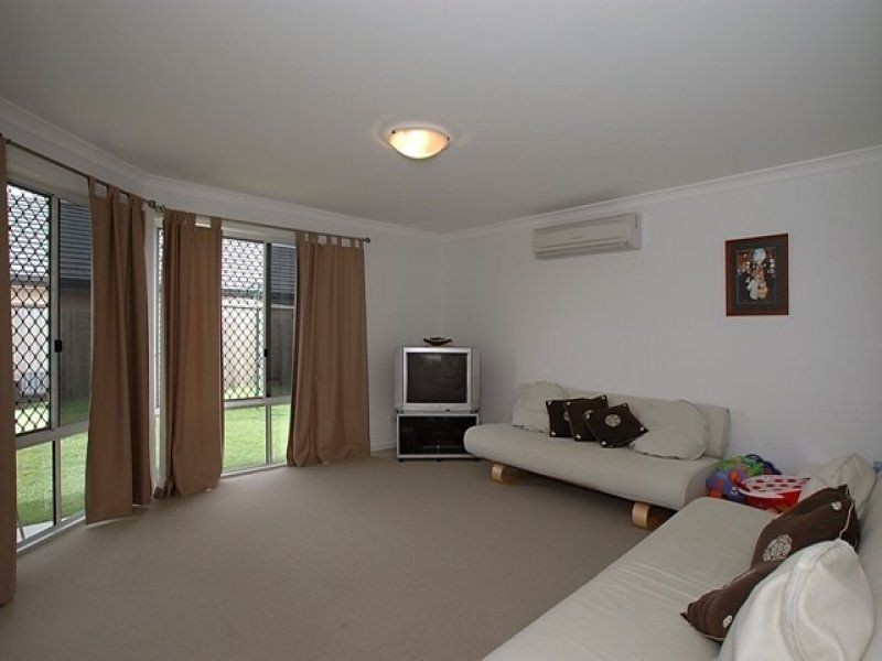 7 Wader Street, North Lakes QLD 4509