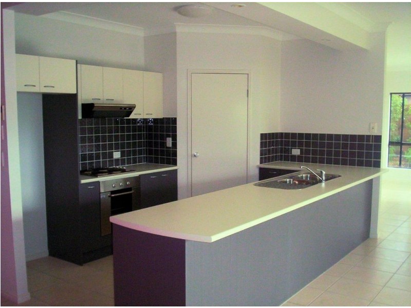 1 Douglas Circuit, North Lakes QLD 4509