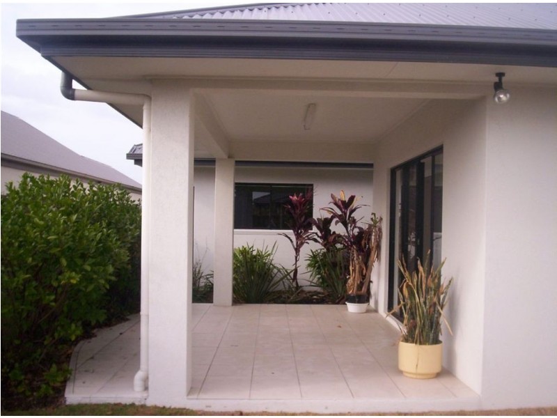 1 Douglas Circuit, North Lakes QLD 4509