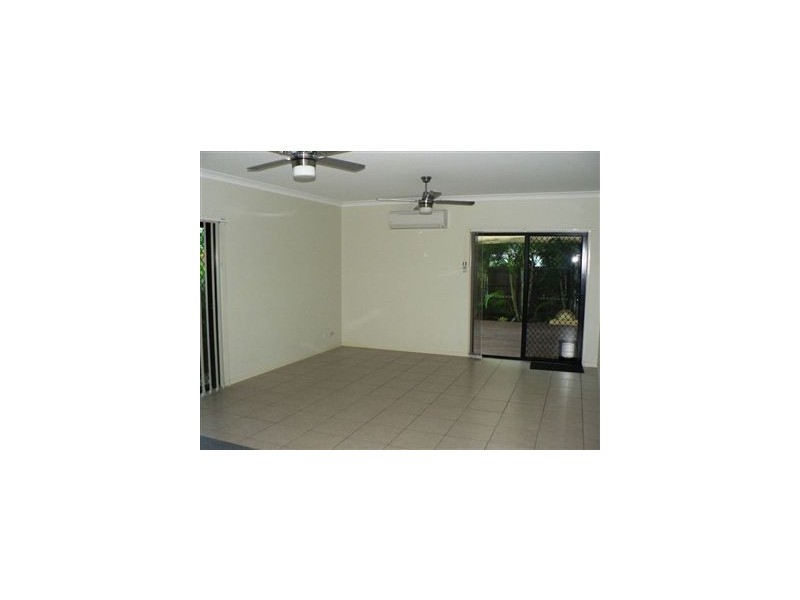 22 Kurrajong, North Lakes QLD 4509