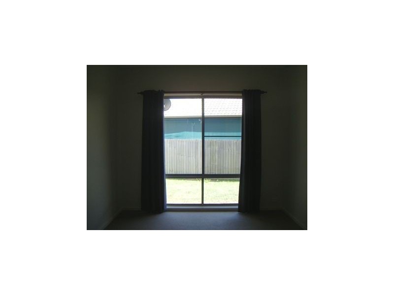 11 Foambark, North Lakes QLD 4509