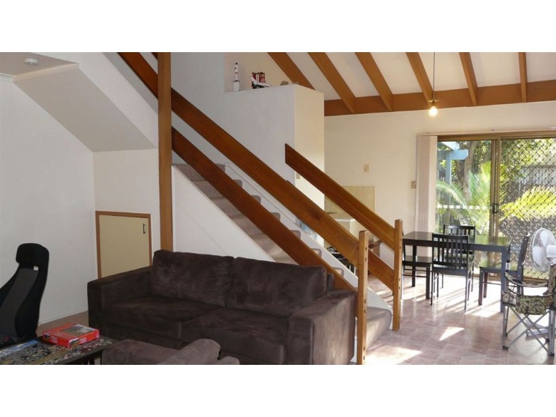 8/1 McBain Street, Kallangur QLD 4503