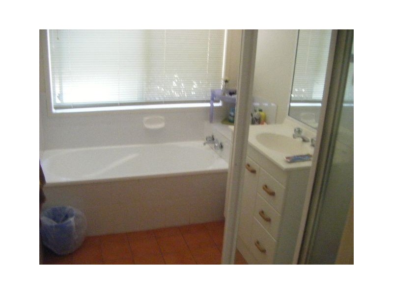 54 Eucumbene Drive, Petrie QLD 4502