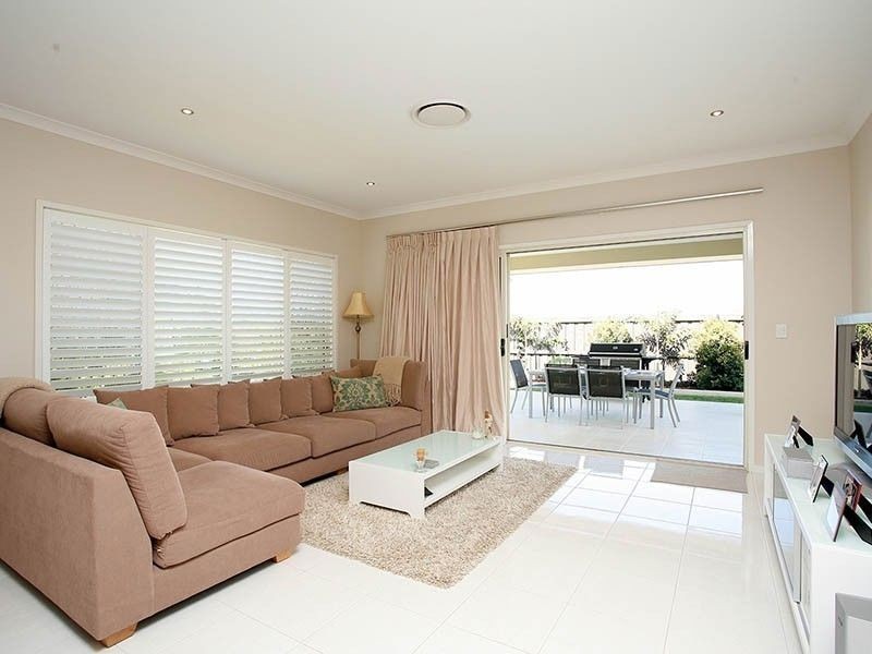 33 Numbat Street, North Lakes QLD 4509