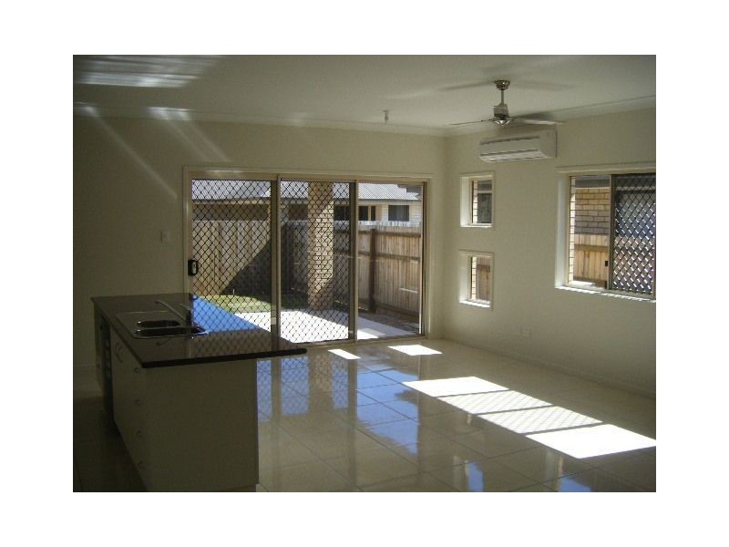 5 Kowari Crescent, North Lakes QLD 4509