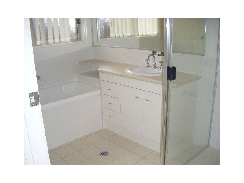 11 Eve Court, Kallangur QLD 4503