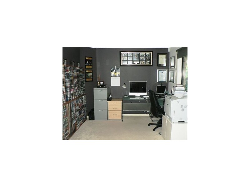 33 Grampion, North Lakes QLD 4509