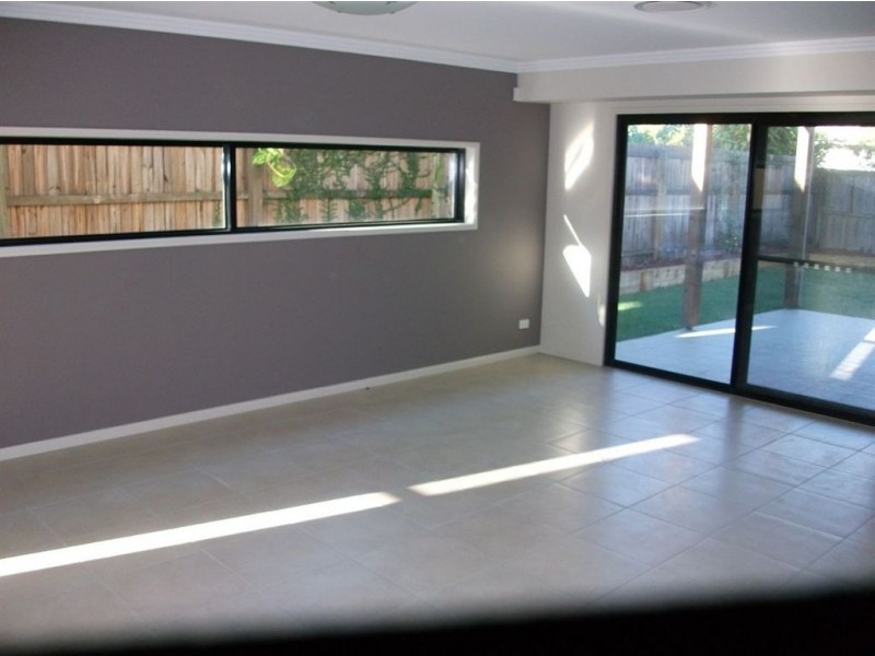 11 Riley Court, North Lakes QLD 4509