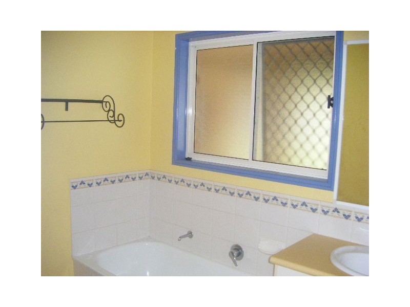 5 Hillcrest Drive, Kurwongbah QLD 4503