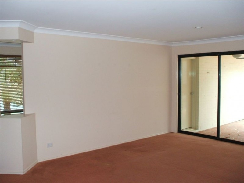 27 Cooksland  Cresent, North Lakes QLD 4509