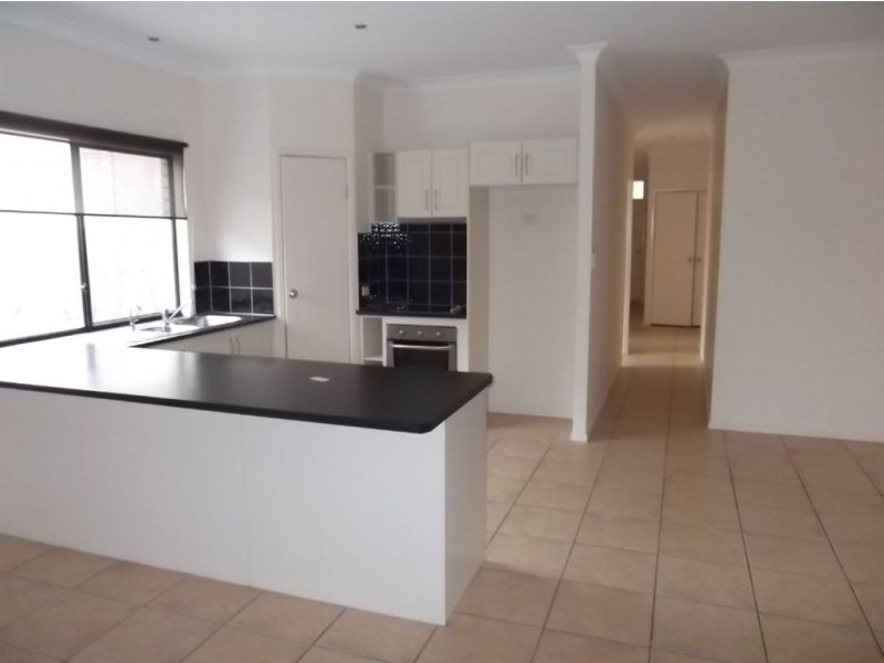 44 Cottonwood, North Lakes QLD 4509