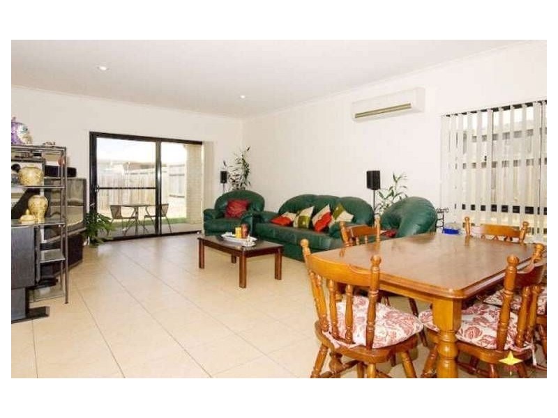 22 Kennedia court, North Lakes QLD 4509