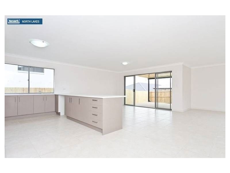 8 Melville Parade, North Lakes QLD 4509