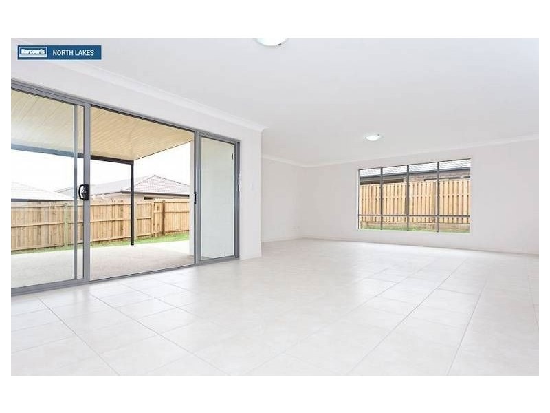 8 Melville Parade, North Lakes QLD 4509