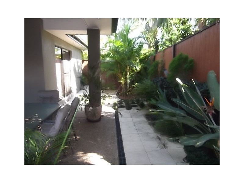 8 Birdwing Cresent, Kallangur QLD 4503