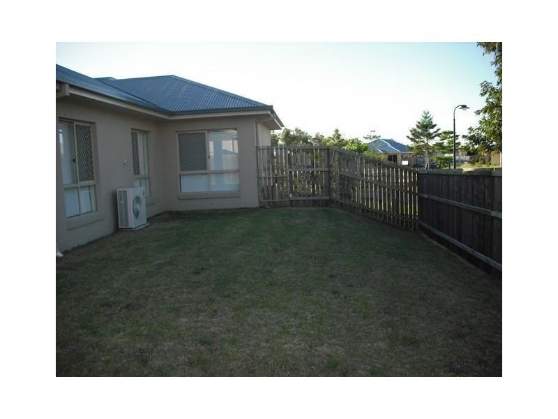 37 Echidna Parade, North Lakes QLD 4509