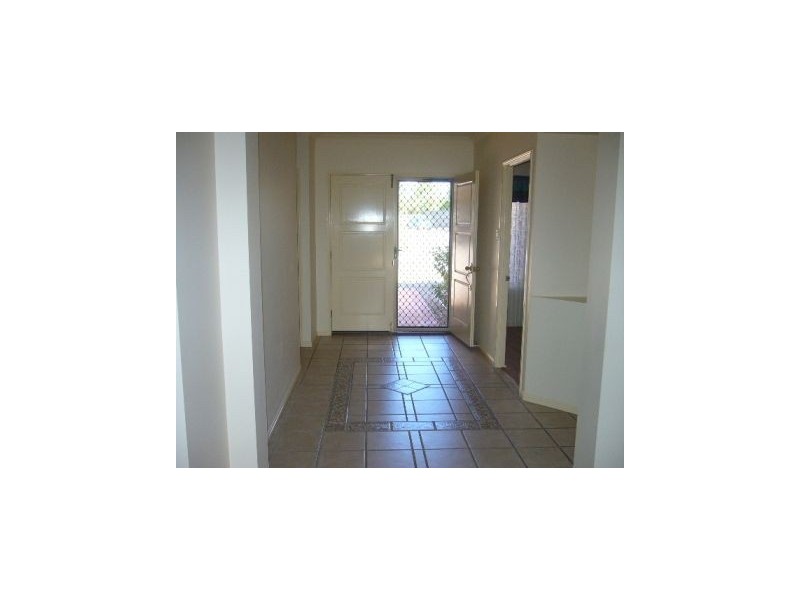 3 Dorrigo Court, North Lakes QLD 4509