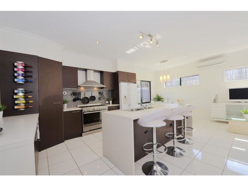 6 Ballesteros Street, North Lakes QLD 4509