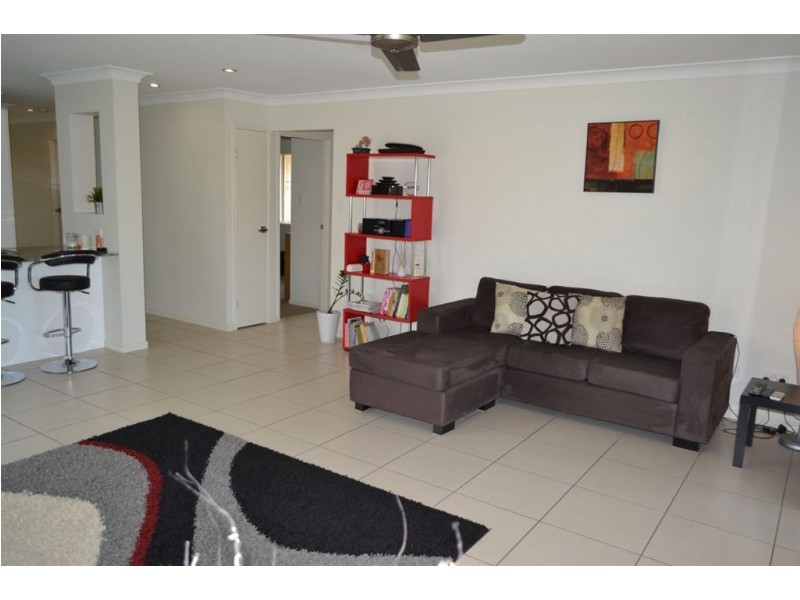 4 Sears Parade, North Lakes QLD 4509